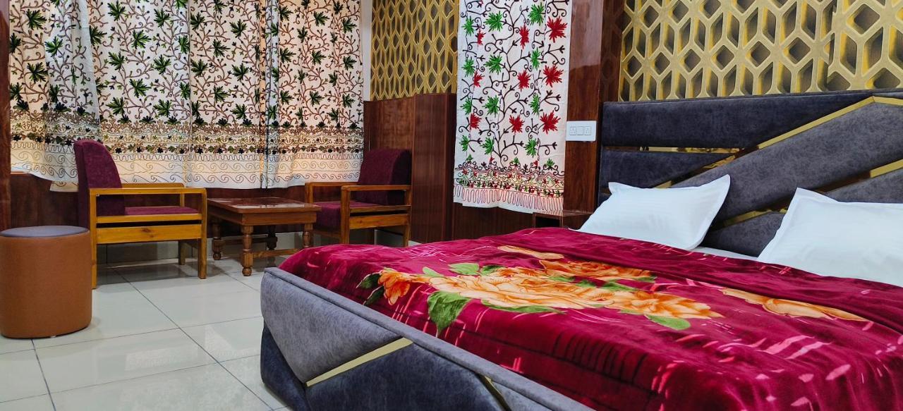 Hotel Gulmarg Residency, Kunzer Gulmarg Exterior photo