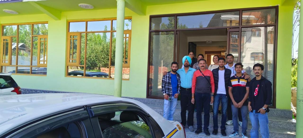 Hotel Gulmarg Residency, Kunzer Gulmarg Exterior photo