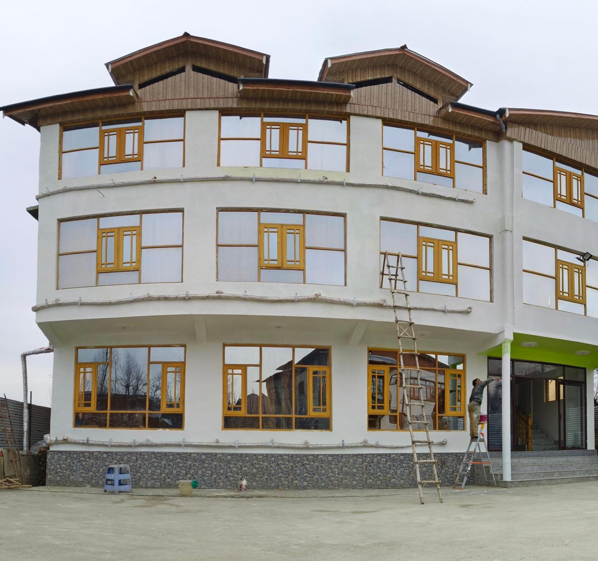 Hotel Gulmarg Residency, Kunzer Gulmarg Exterior photo